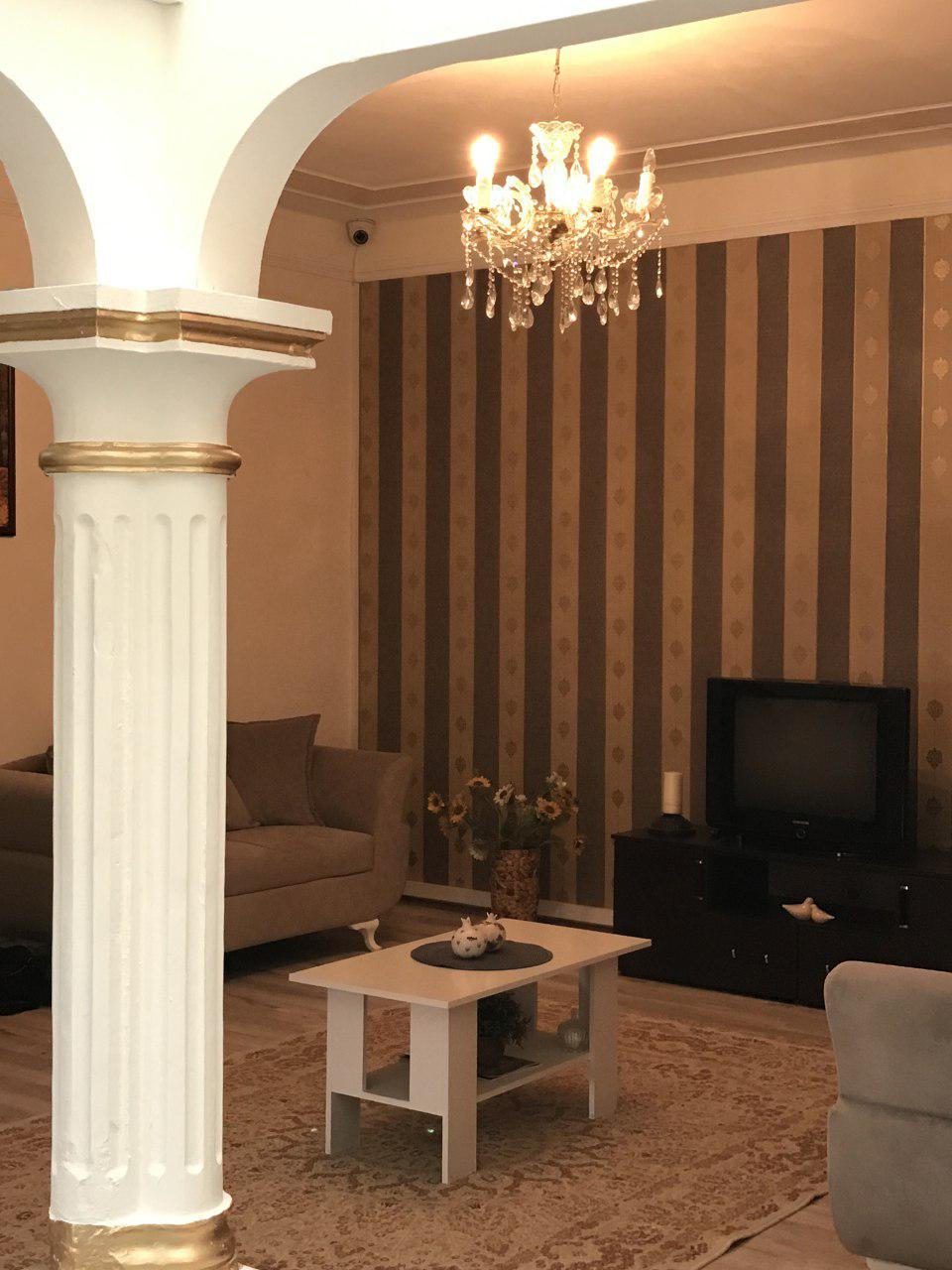شعبه یک دختران